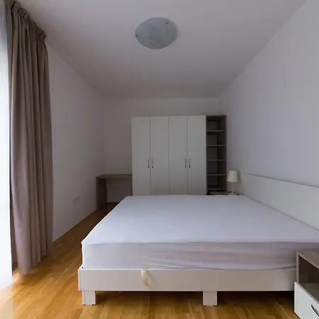 карпе вита 4 Apartment